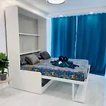 Paraiso Ponderosa, Lovely Estudio Americas 아파트 Playa Feñabe