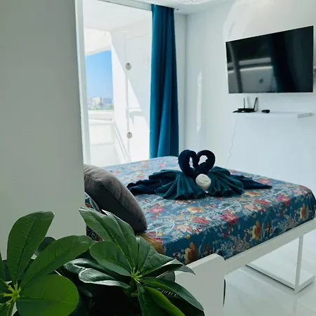 Paraiso Ponderosa, Lovely Estudio Americas Playa Fanabe