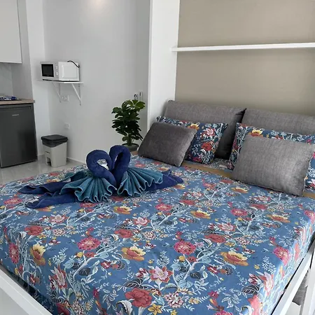 Paraiso Ponderosa, Lovely Estudio Americas Playa Fanabe