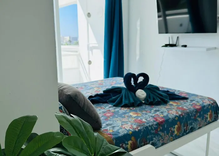 Paraiso Ponderosa, Lovely Estudio Americas Playa Feñabe